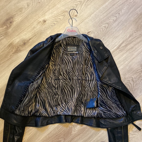 Mackage for Aritzia leather jacket with zebra print lining - Picture 5 of 5